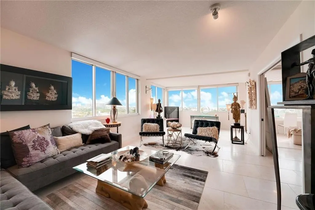 3100 NE 49TH Street #801