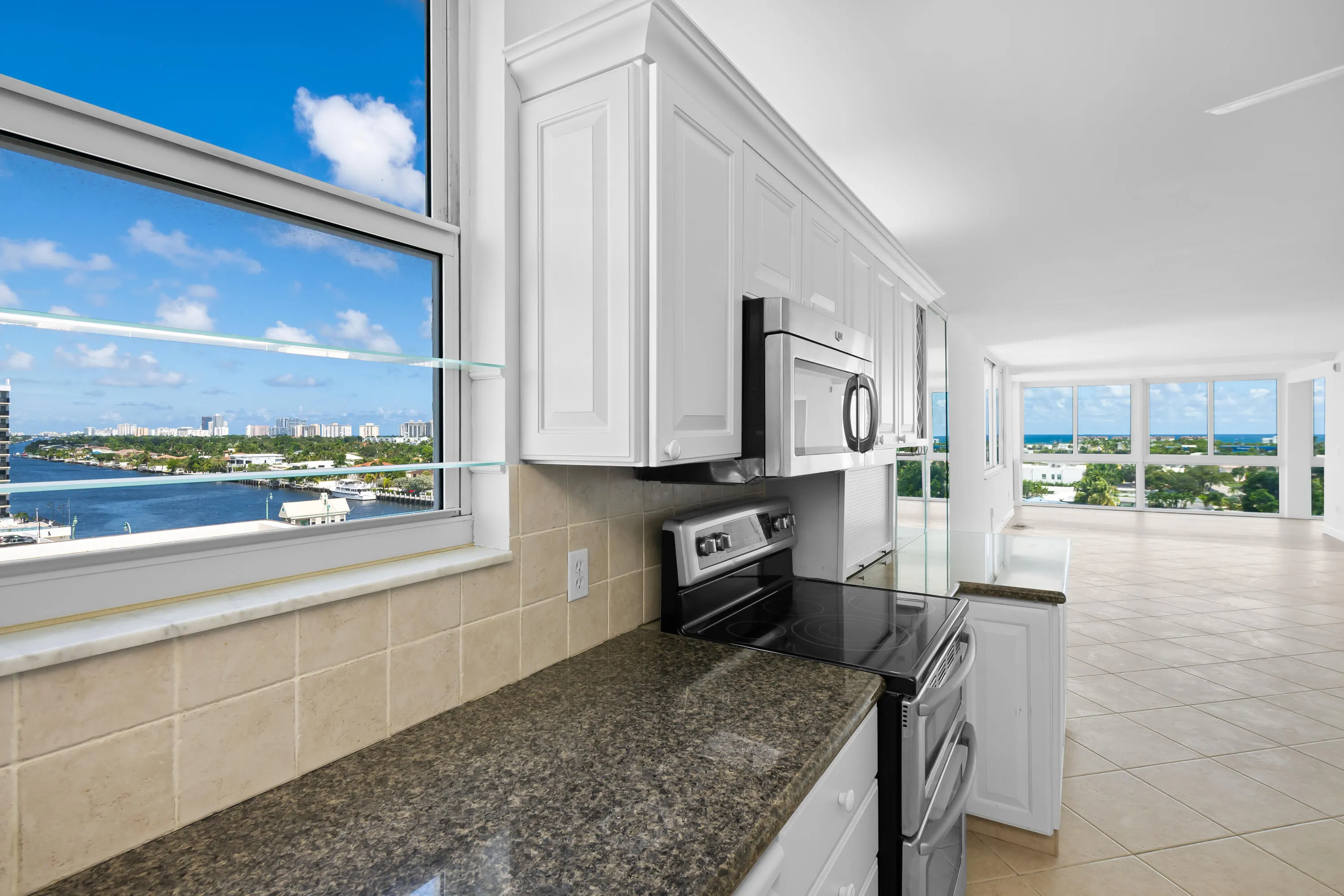 3100 NE 49TH Street #801