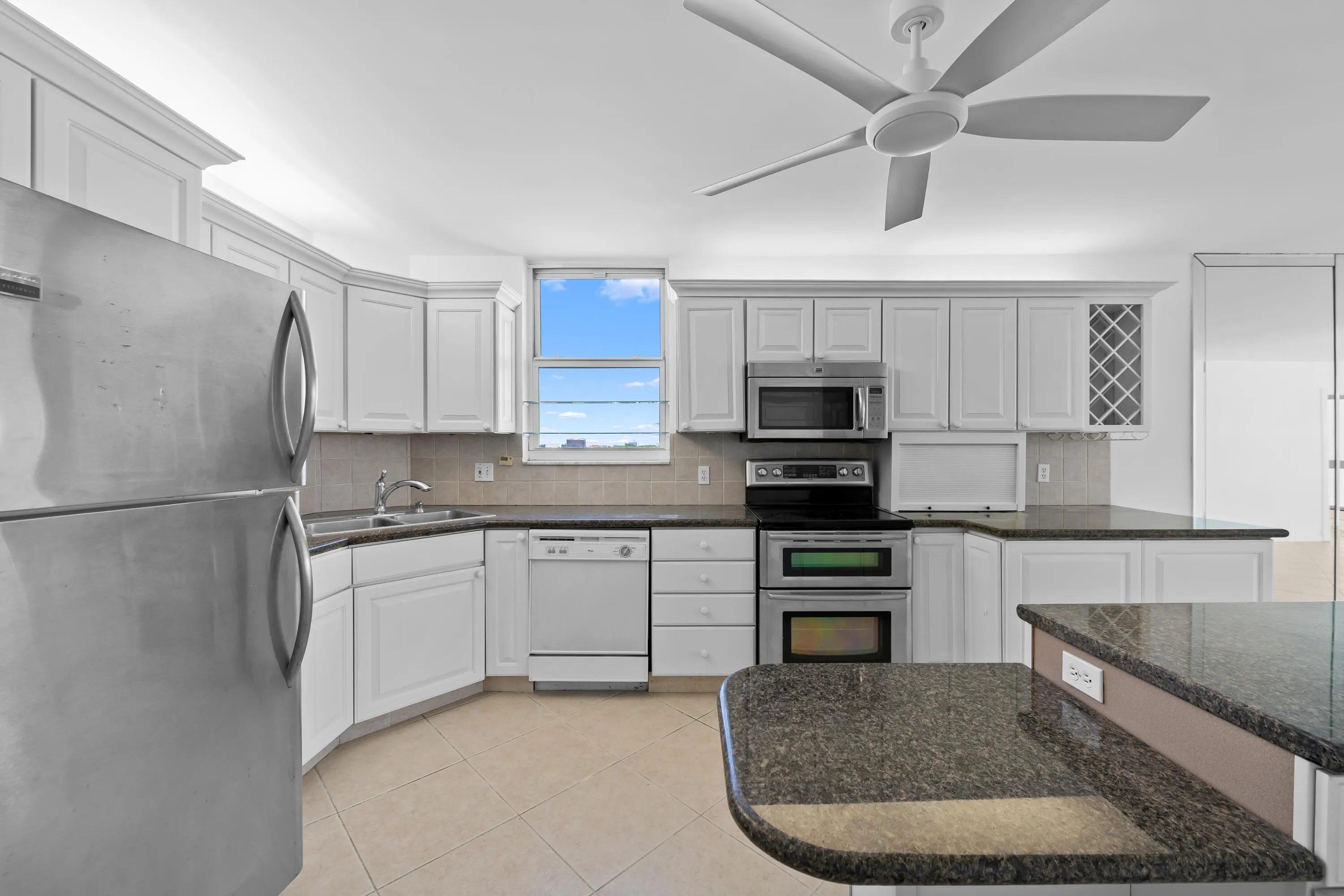 3100 NE 49TH Street #801