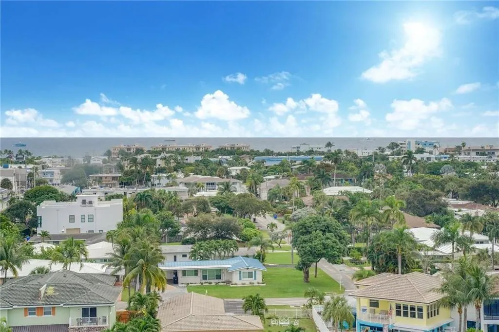 3100 NE 49TH Street #801