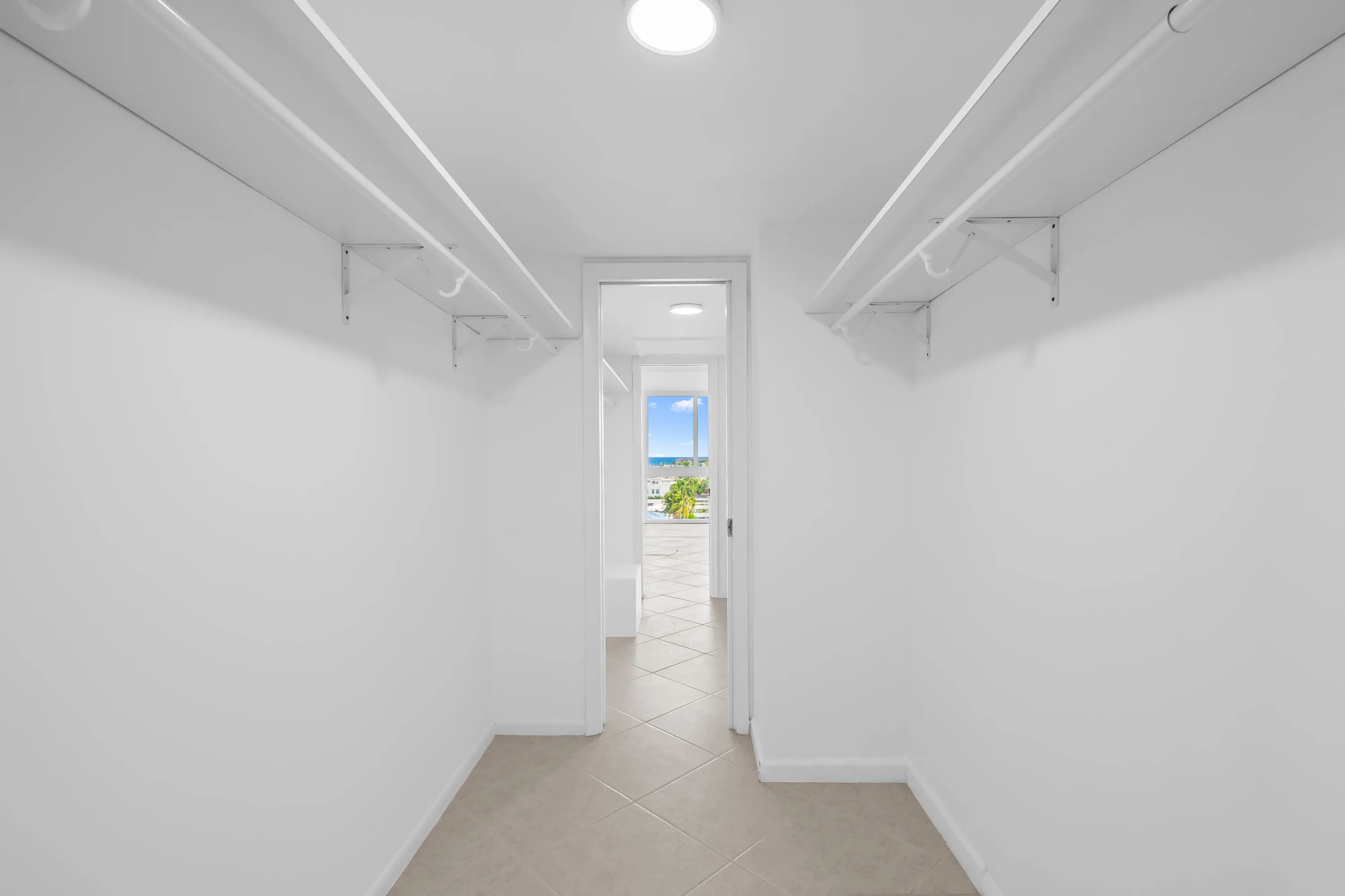 3100 NE 49TH Street #801