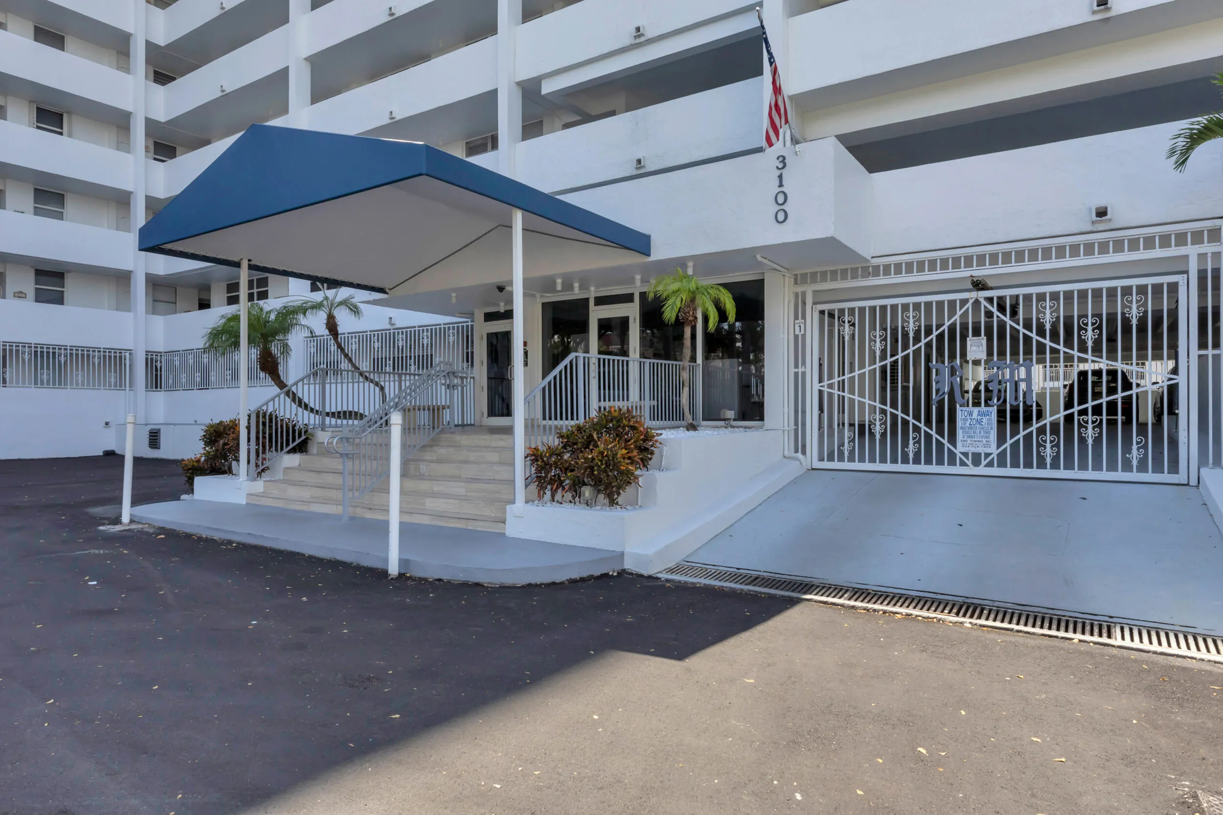 3100 NE 49TH Street #801