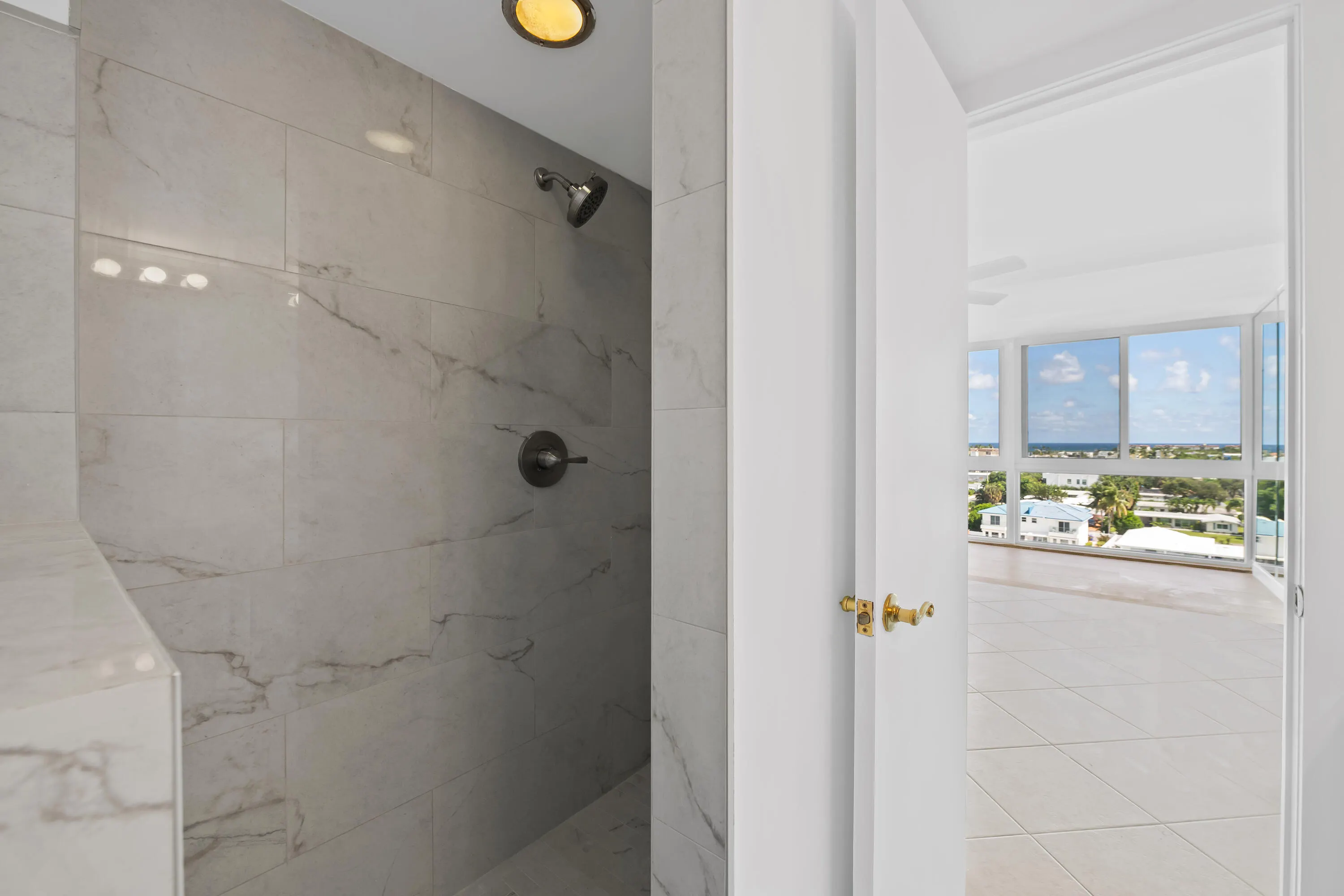 3100 NE 49TH Street #801
