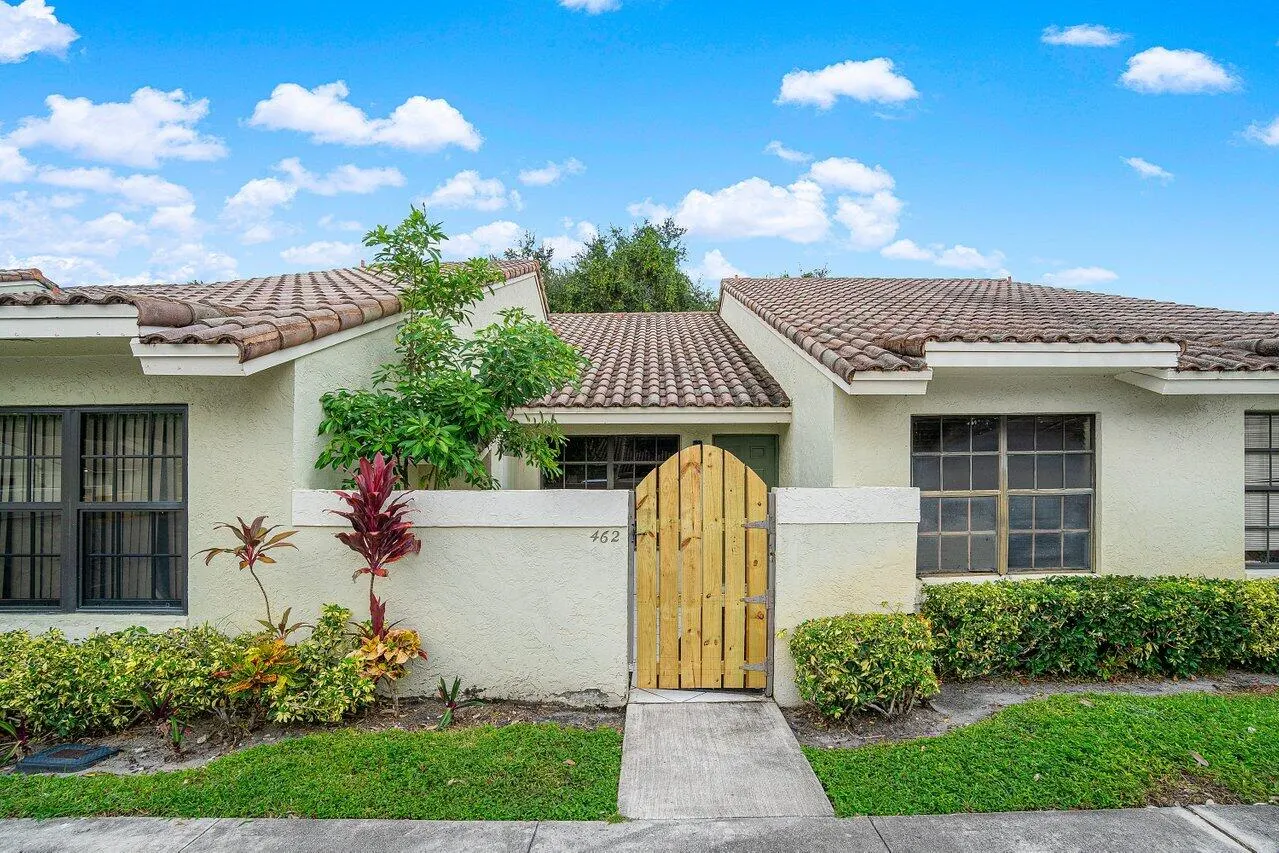 462 HARDWOOD Place #462