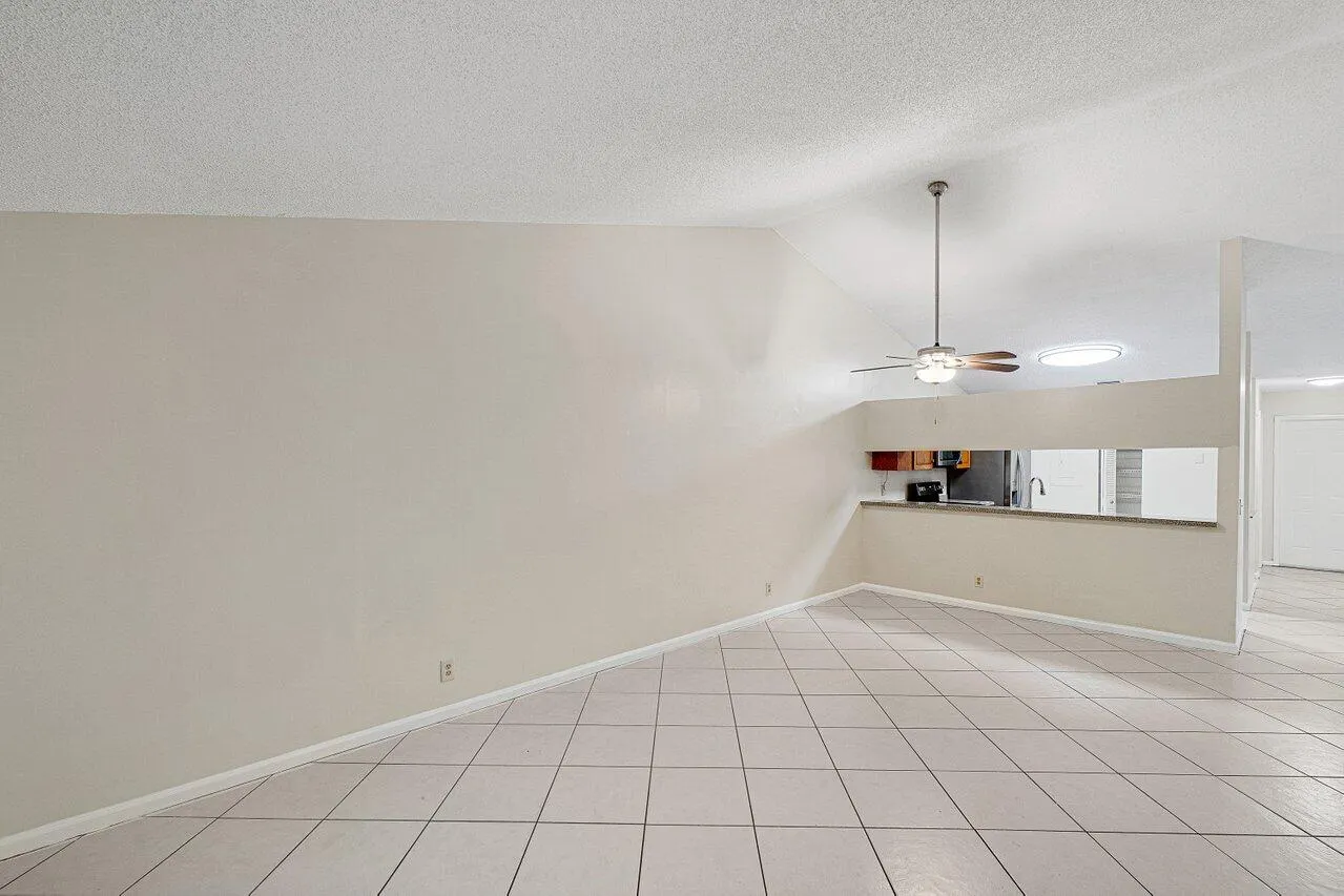 462 HARDWOOD Place #462
