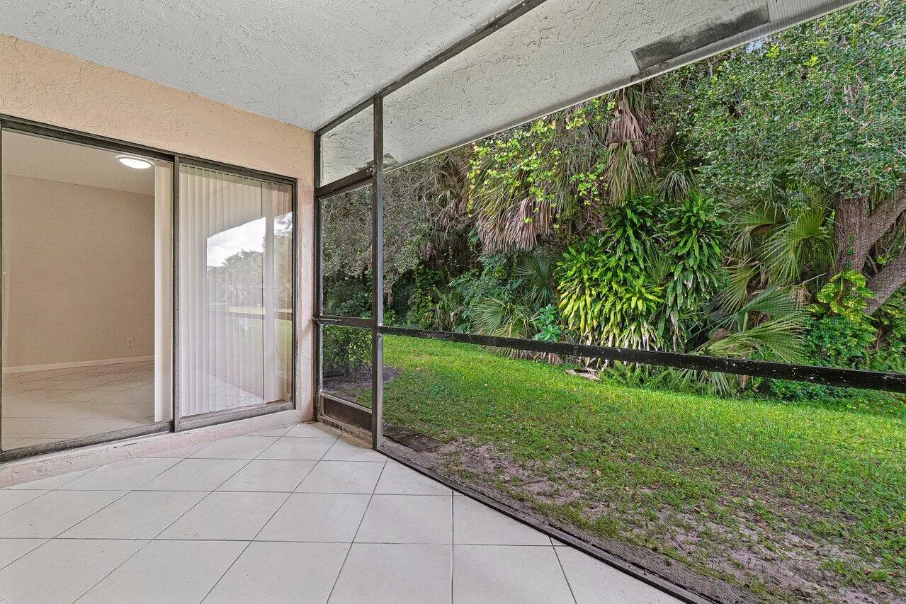 462 HARDWOOD Place #462