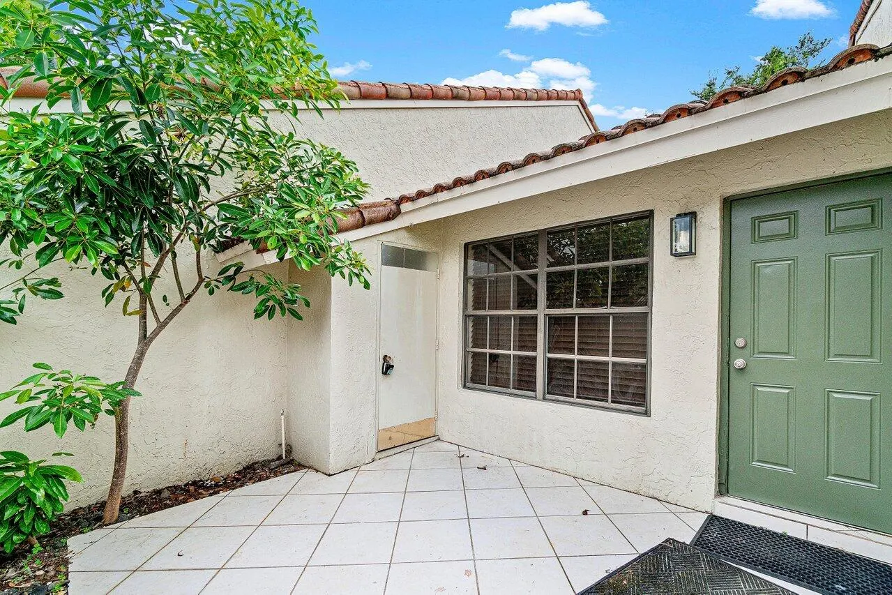 462 HARDWOOD Place #462