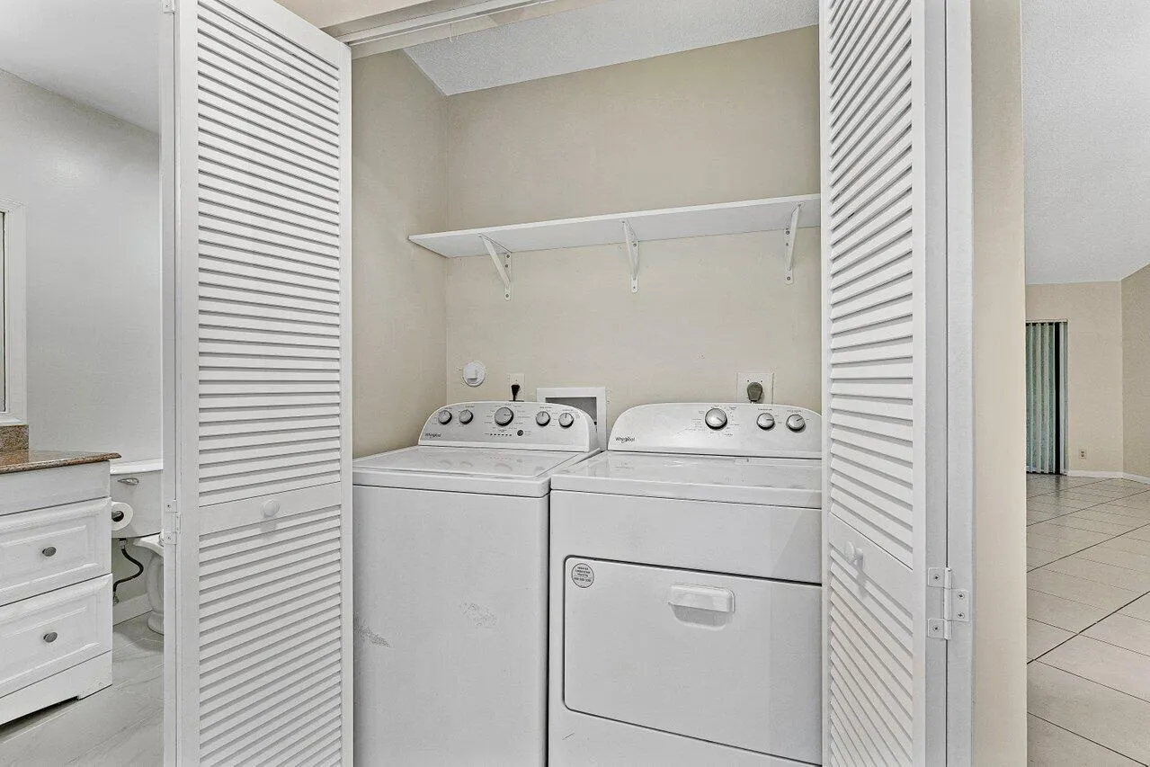 462 HARDWOOD Place #462
