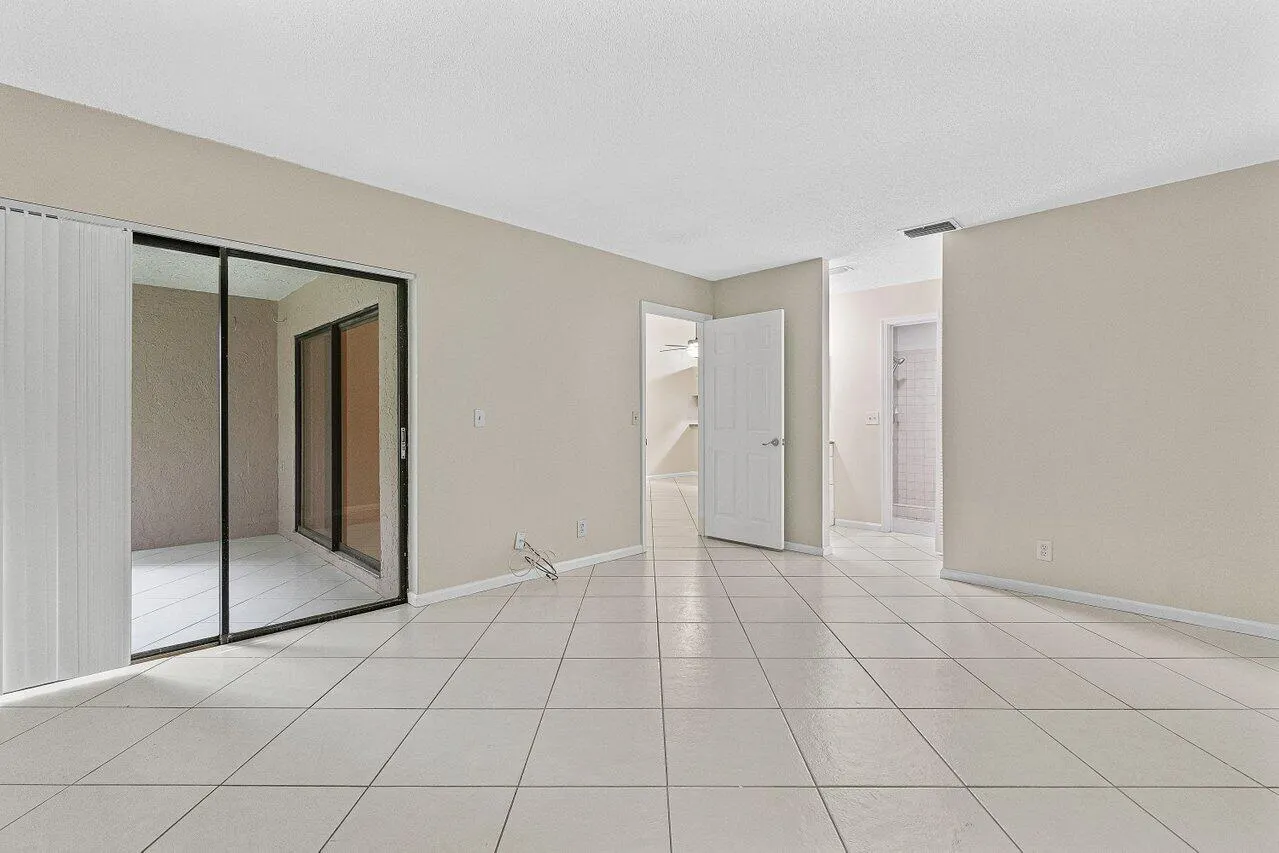 462 HARDWOOD Place #462