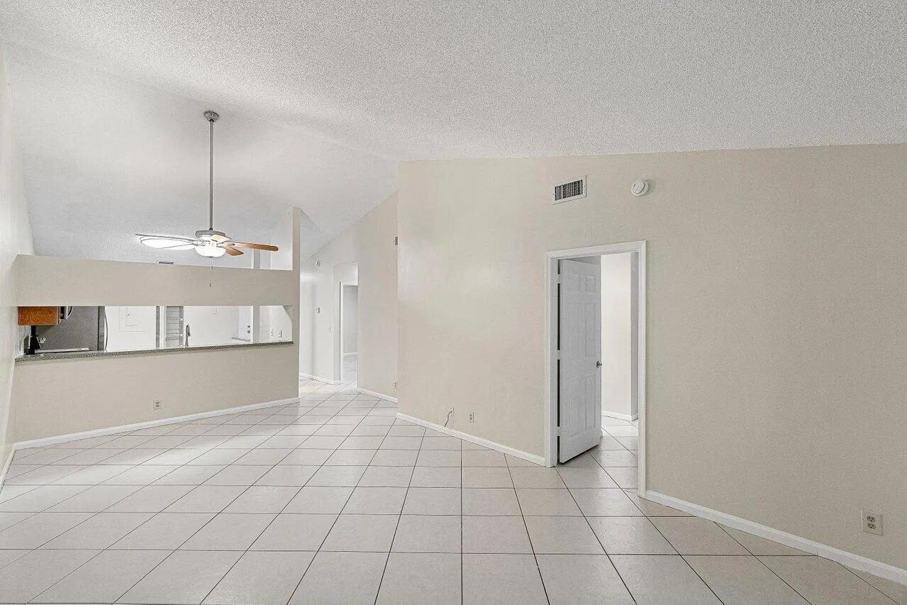 462 HARDWOOD Place #462