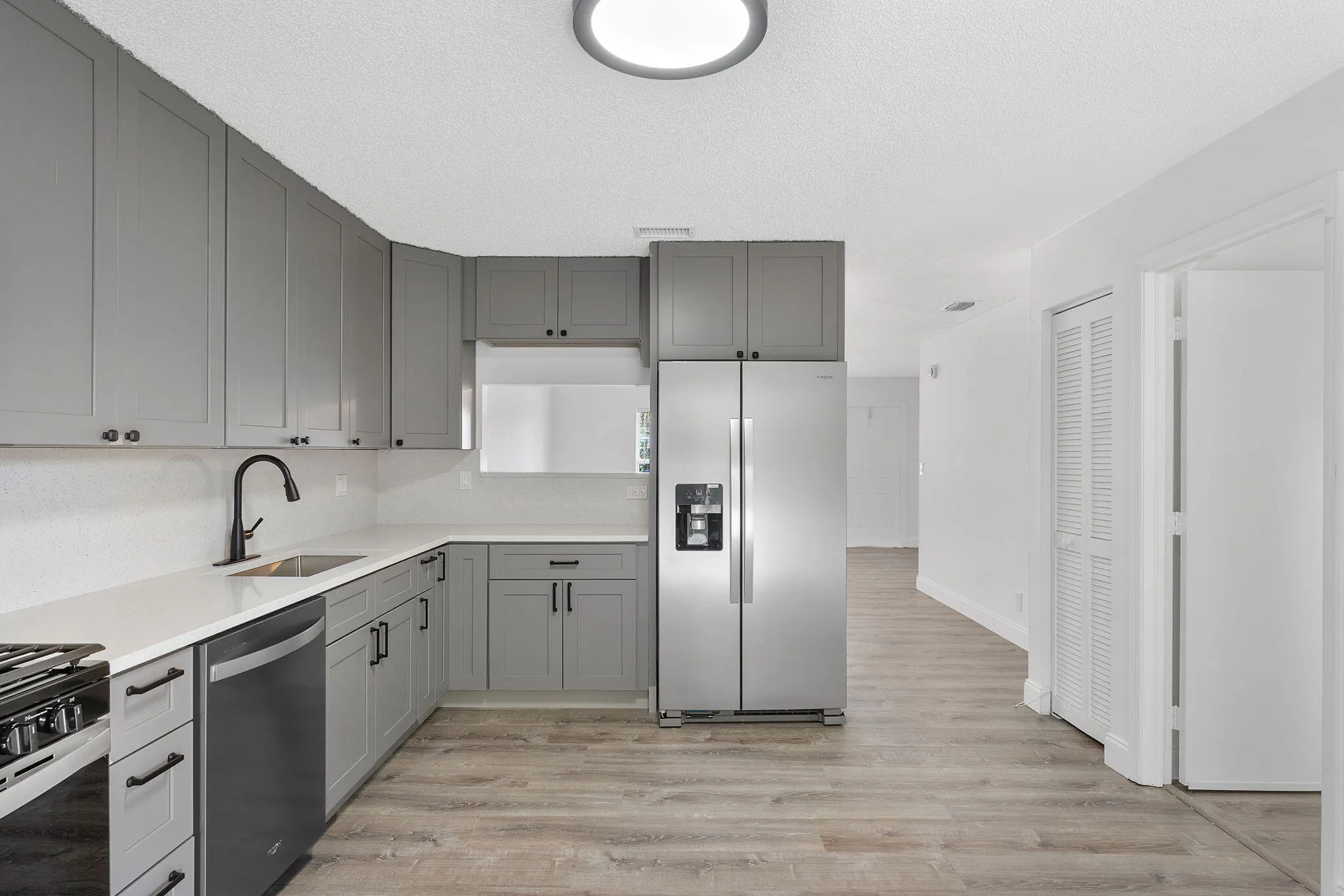 5855 TIMBER VALLEY Drive