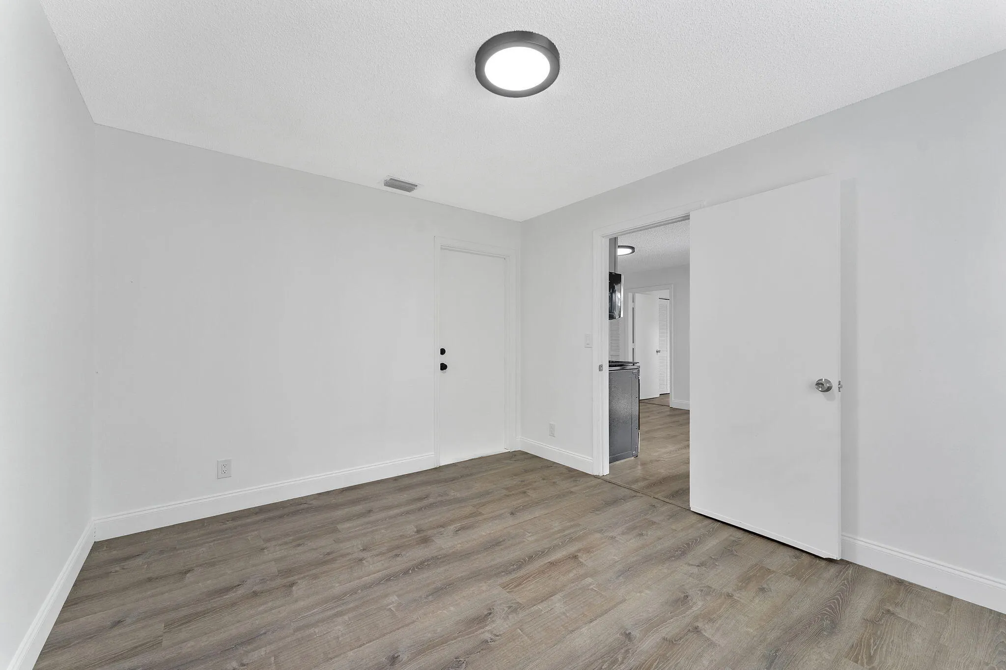 5855 TIMBER VALLEY Drive