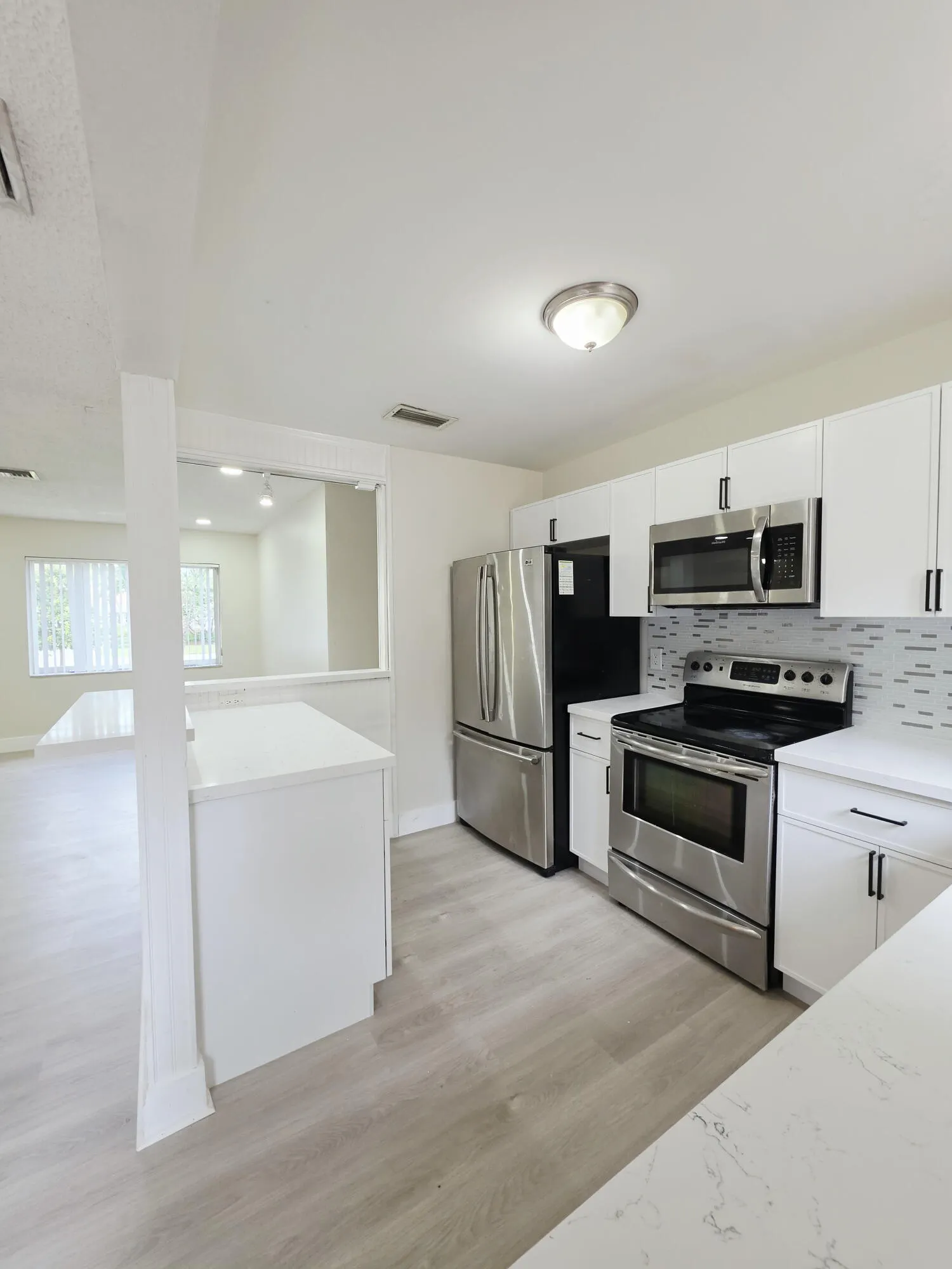1432 NE 27th Street