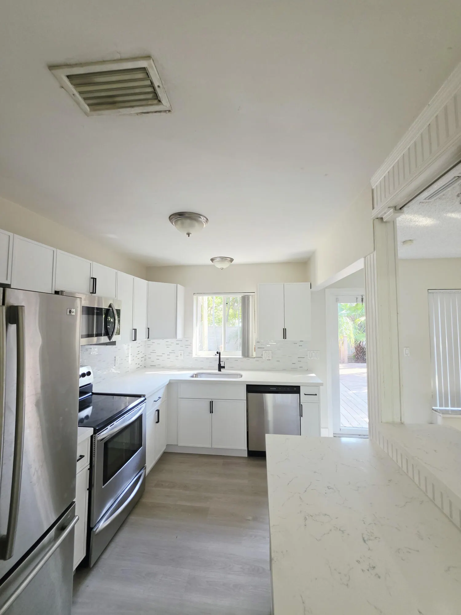 1432 NE 27th Street
