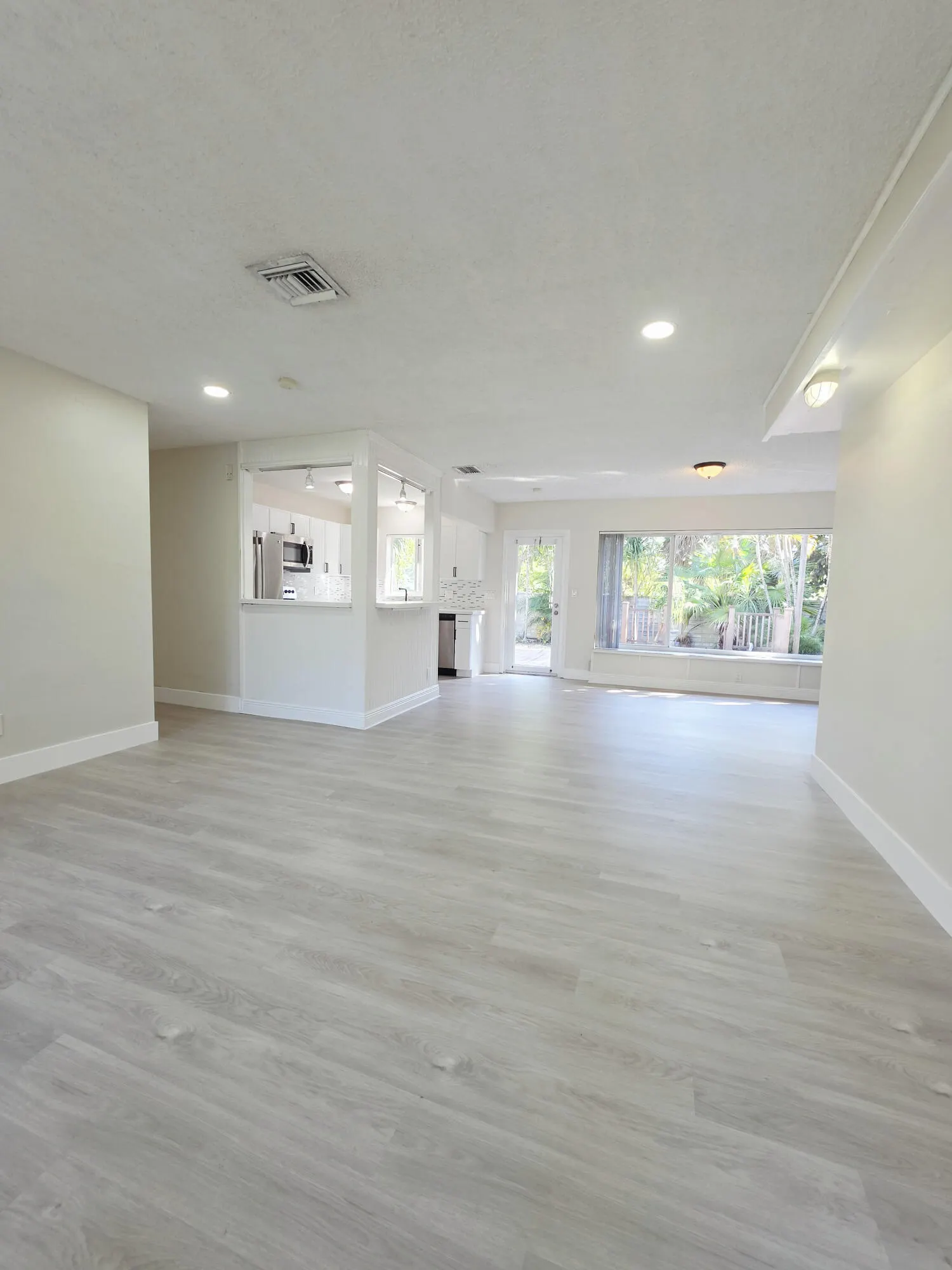 1432 NE 27th Street