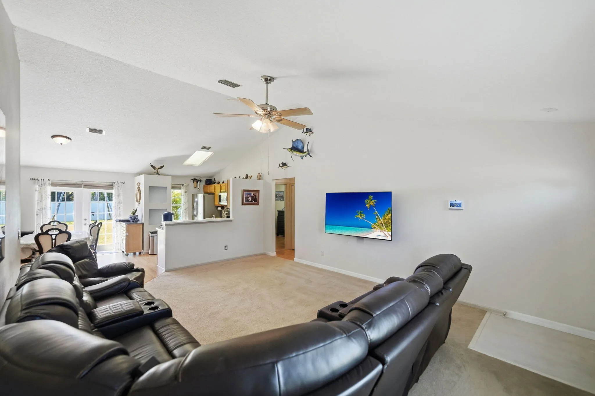 1402 SW Broadview Street