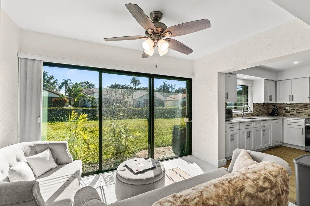 4862 Equestrian Road