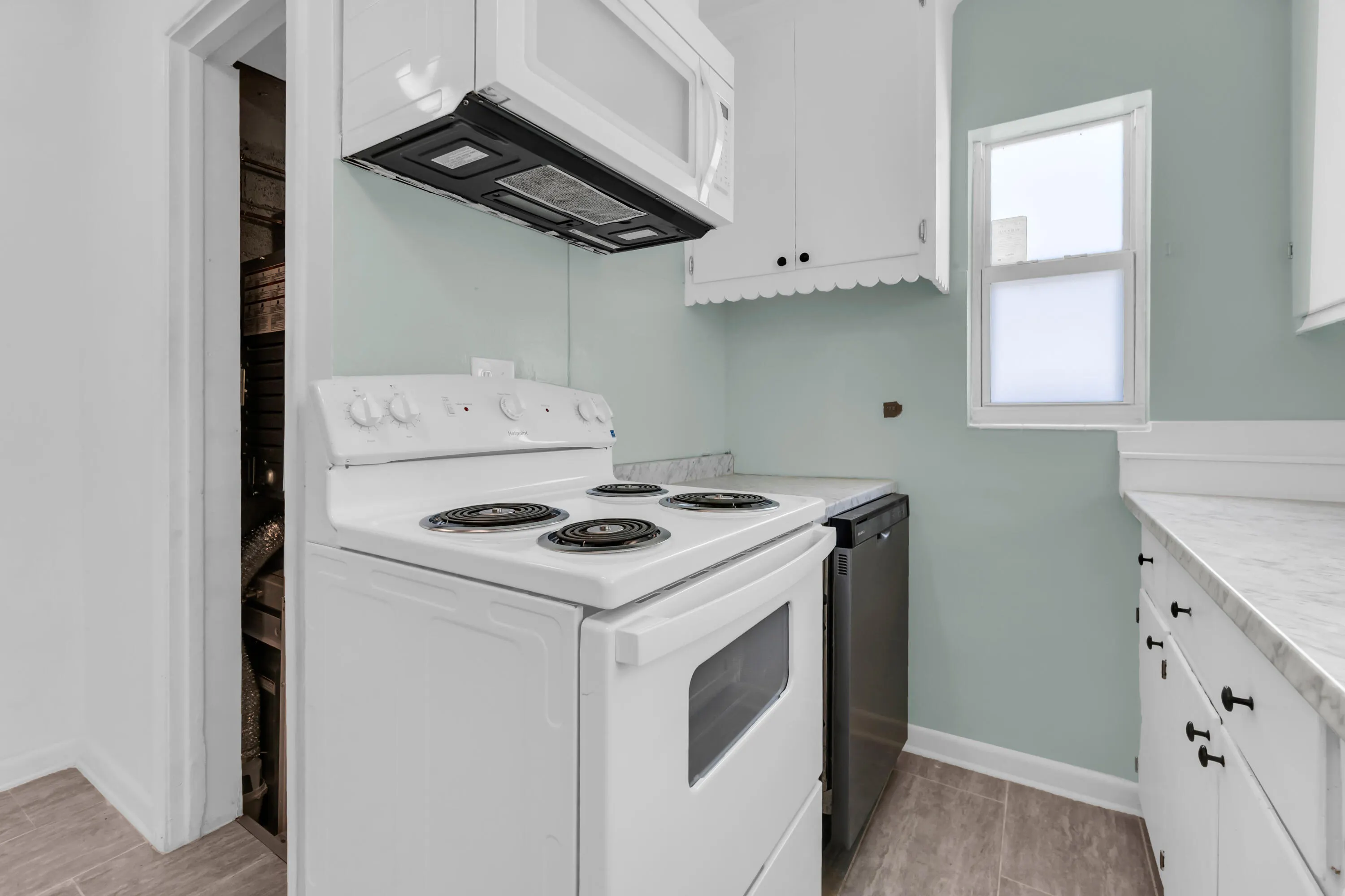 434 49TH Street