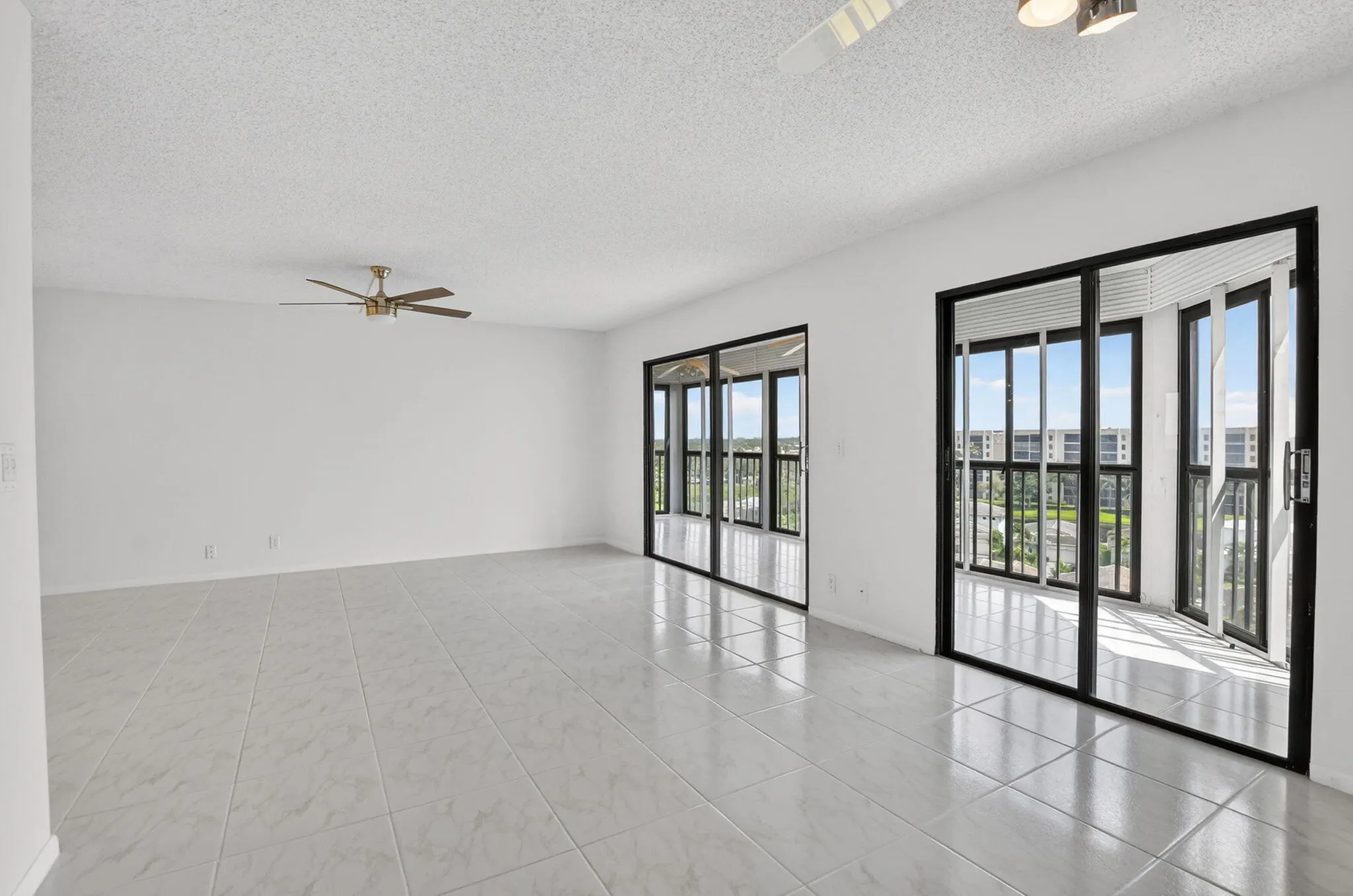 7370 S ORIOLE Boulevard #802