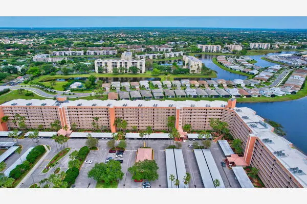 7370 S ORIOLE Boulevard #802