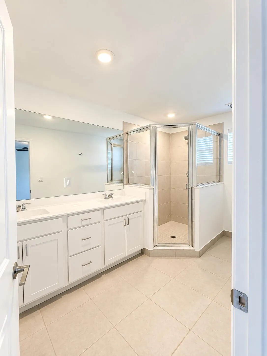 4168 Lagoon Shore Drive