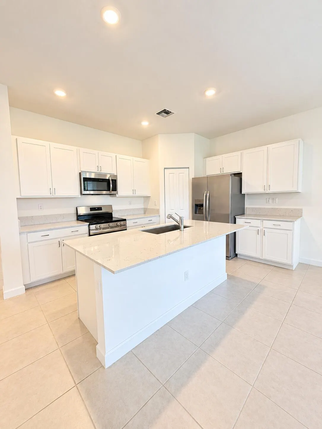 4168 Lagoon Shore Drive