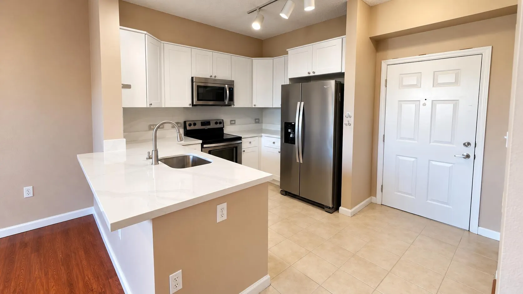 533 NE 3RD Avenue #548