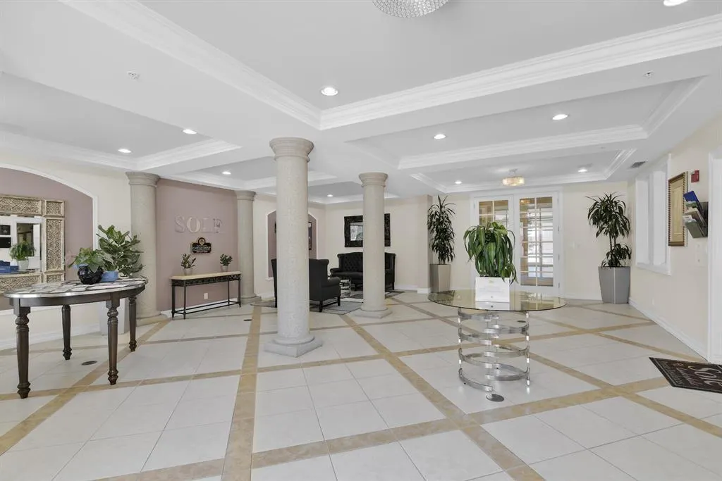 533 NE 3RD Avenue #548