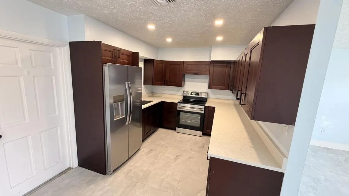 928 Fra-Mar Place #UNIT A