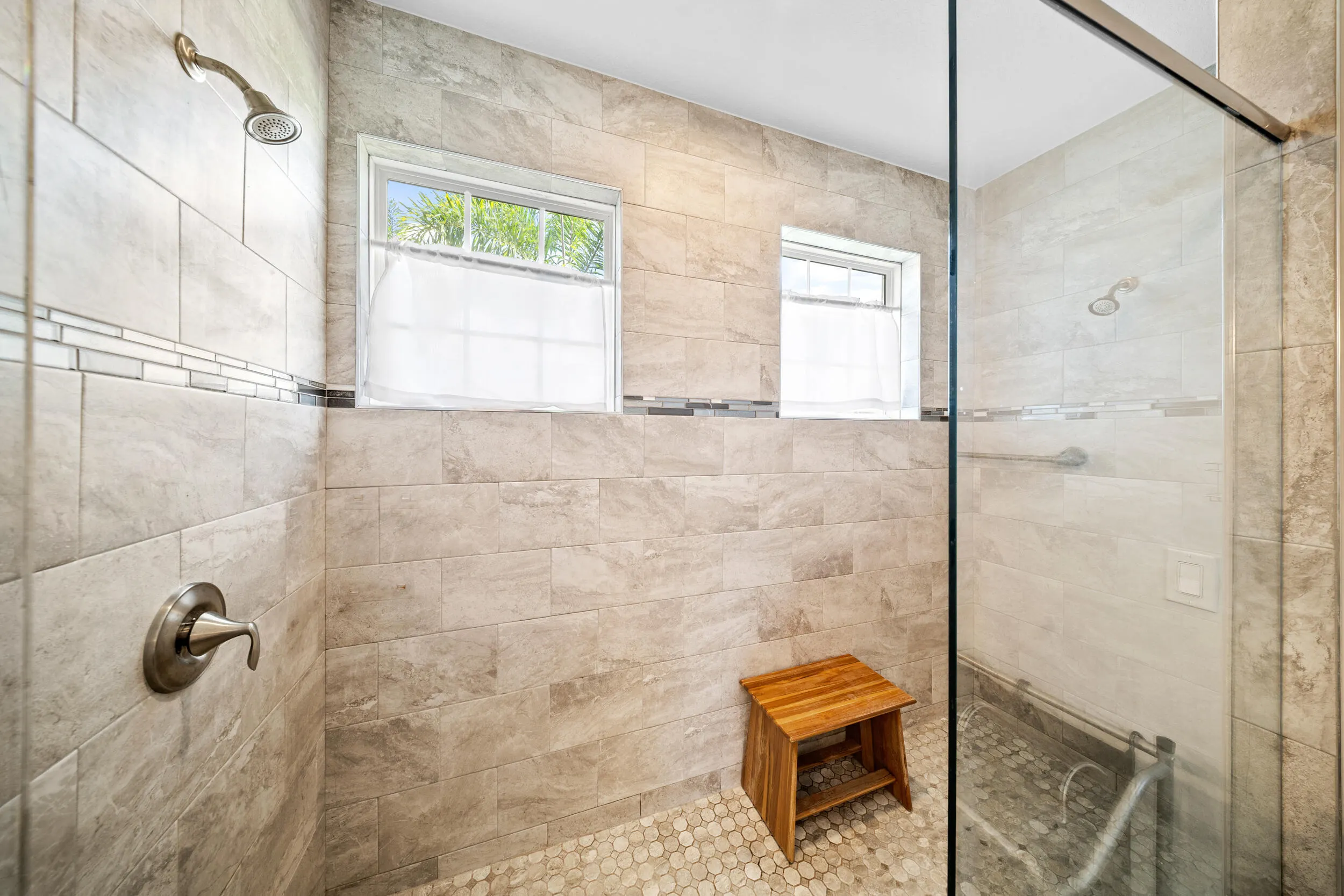 1066 SW JENNIFER Terrace