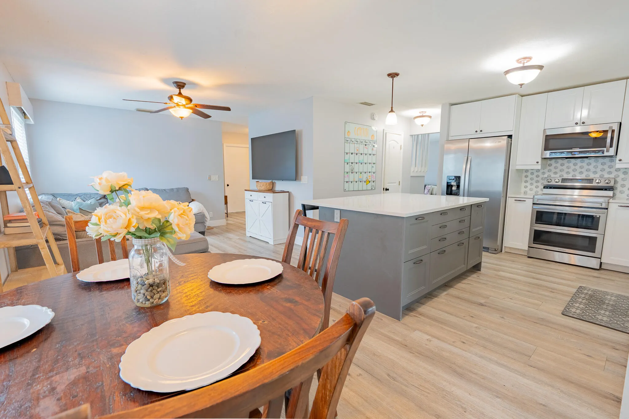 10866 CAMBAY Circle