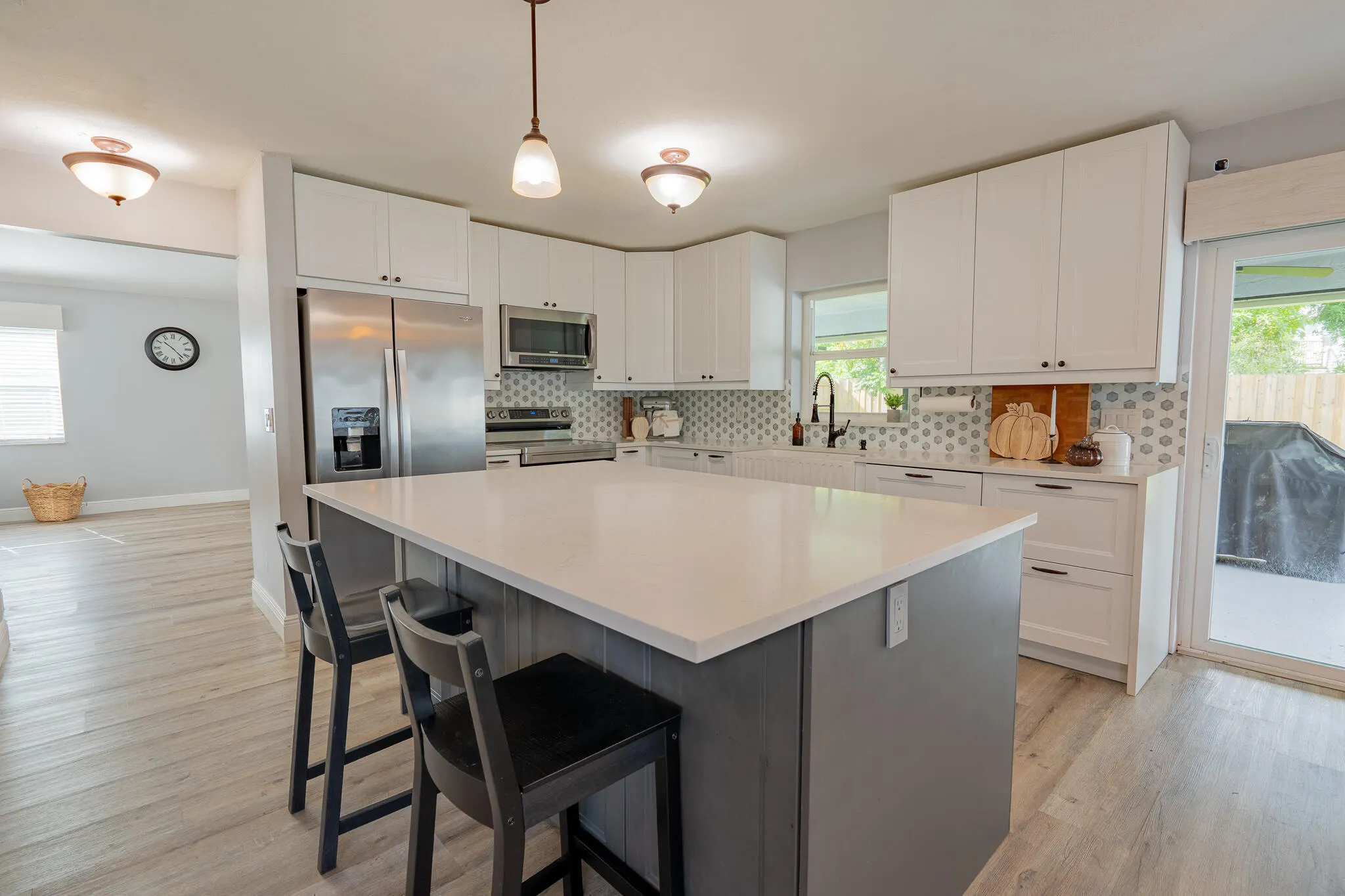 10866 CAMBAY Circle