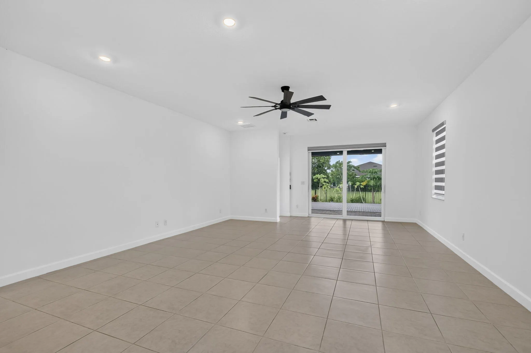 1243 TANGLED ORCHARD Trace