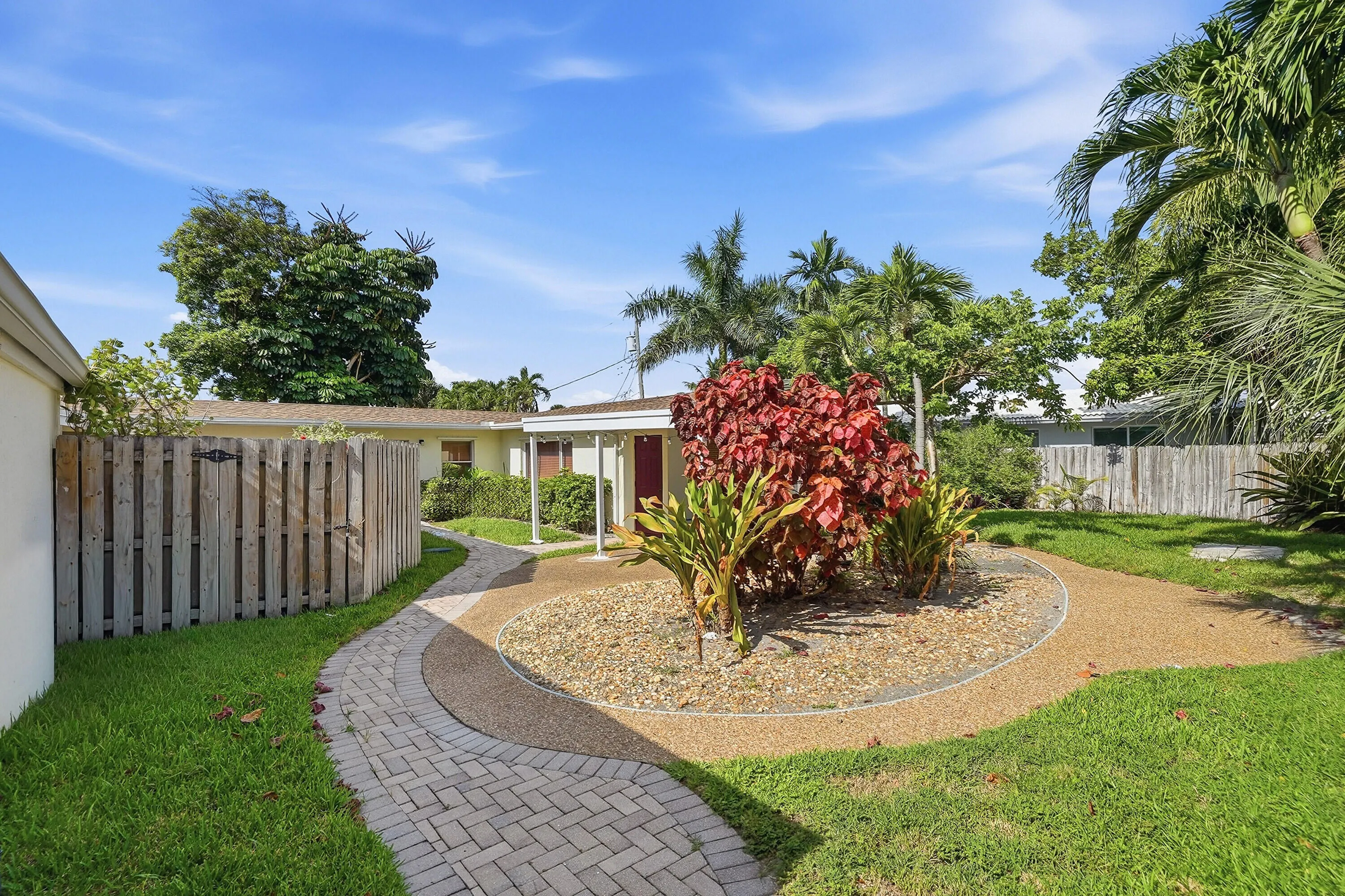 2713 NE 33rd Avenue #2