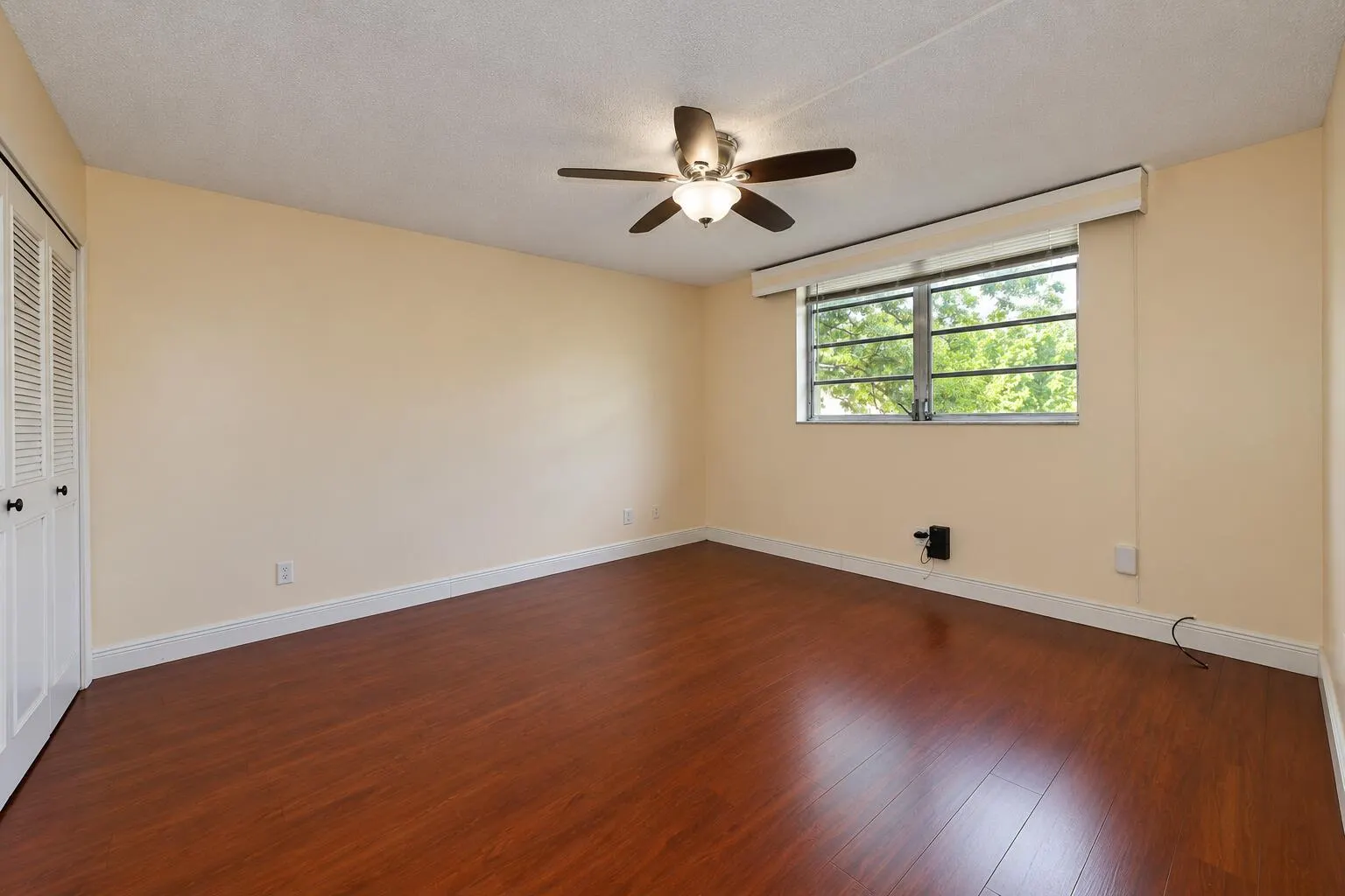 6070 NW 64TH Avenue NW #204