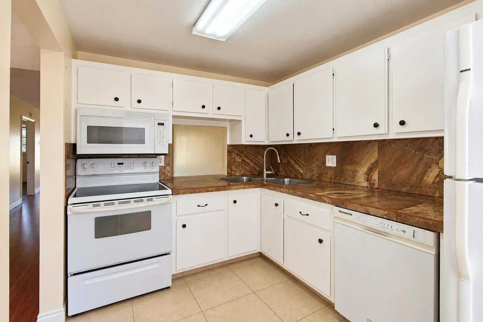 6070 NW 64TH Avenue NW #204
