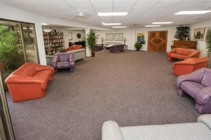 6070 NW 64TH Avenue NW #204