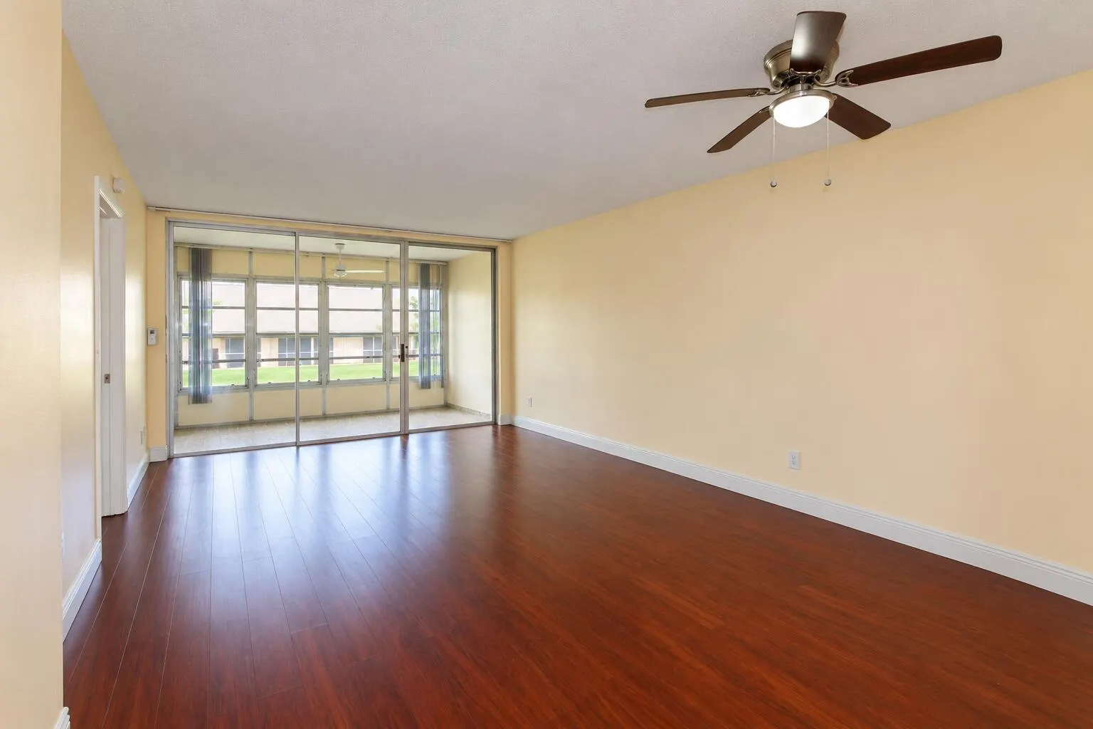 6070 NW 64TH Avenue NW #204
