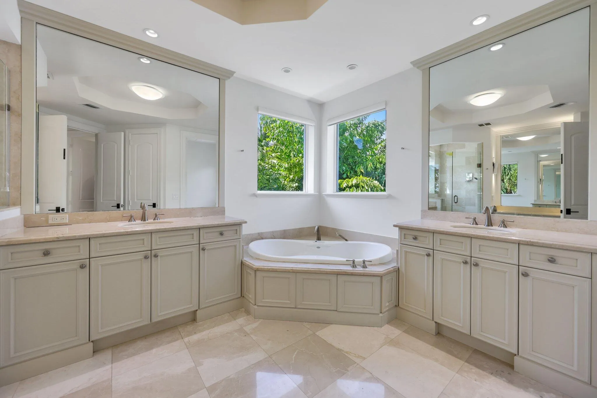 755 W Fern Drive