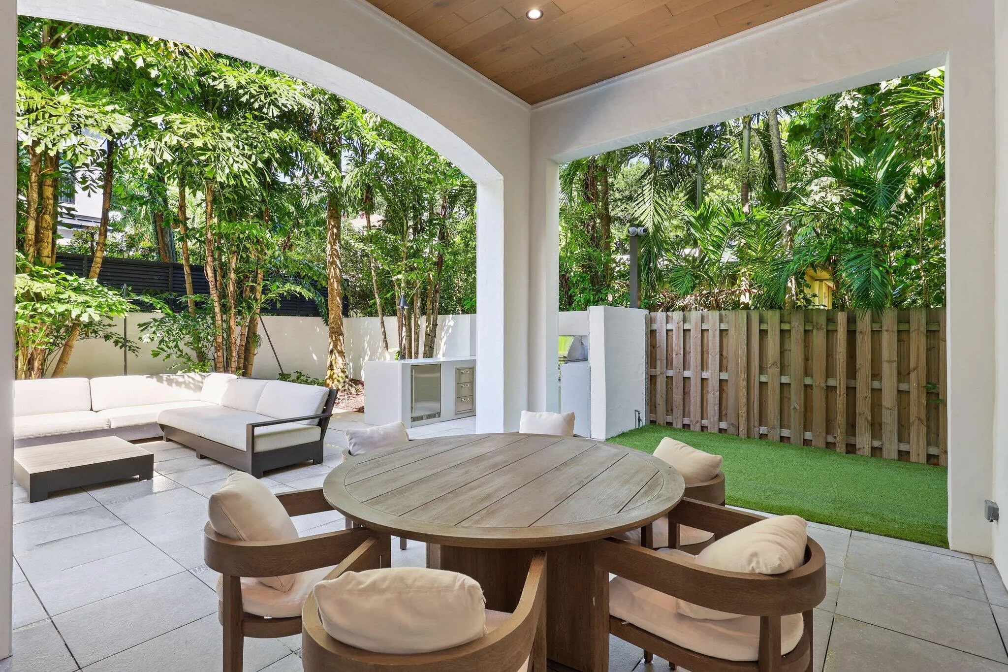 755 W Fern Drive