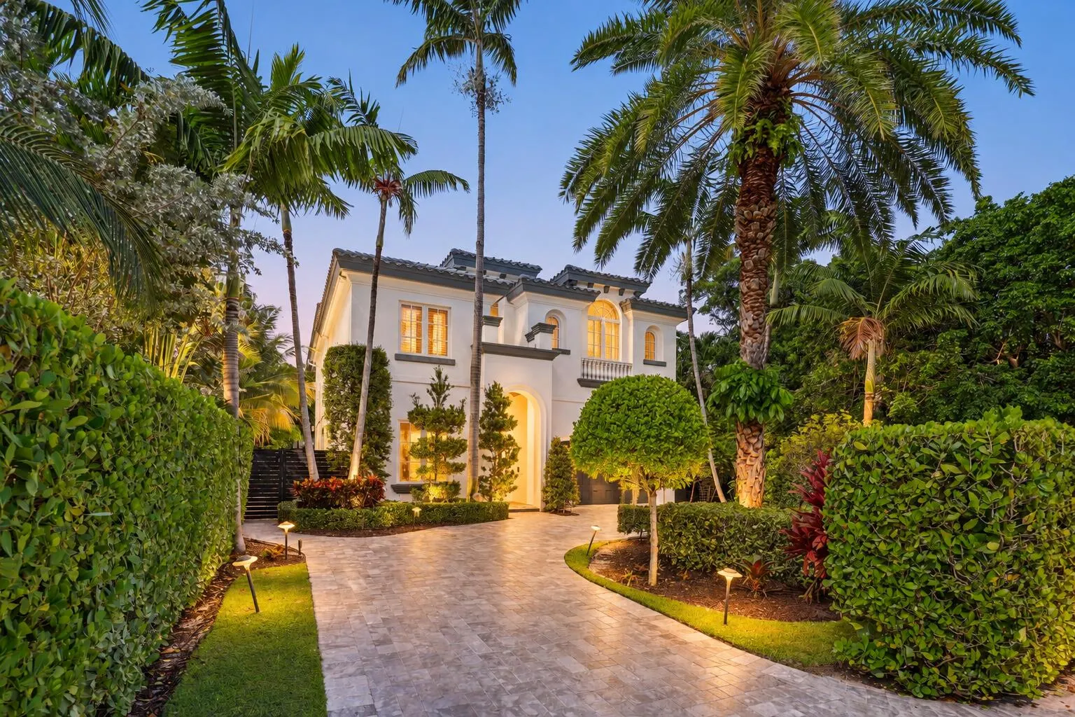 755 W Fern Drive
