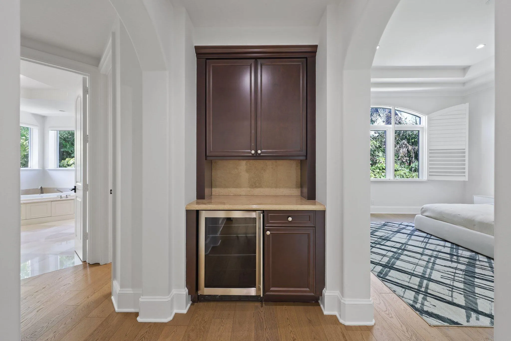755 W Fern Drive
