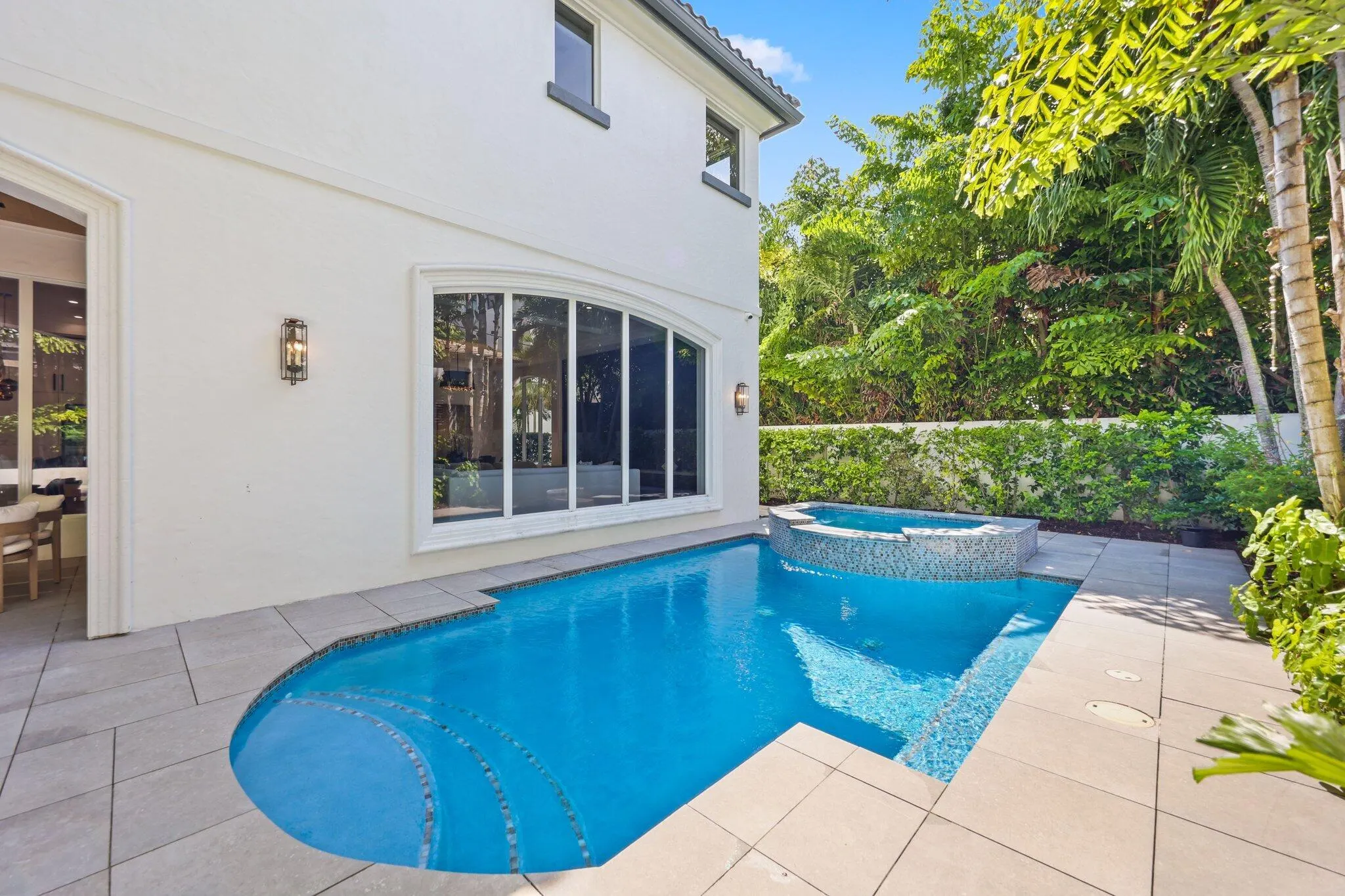 755 W Fern Drive