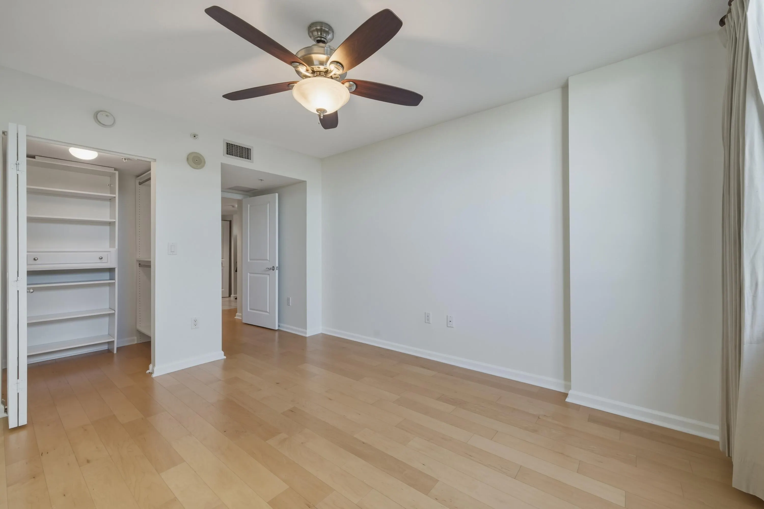 600 W Las Olas Boulevard #806S