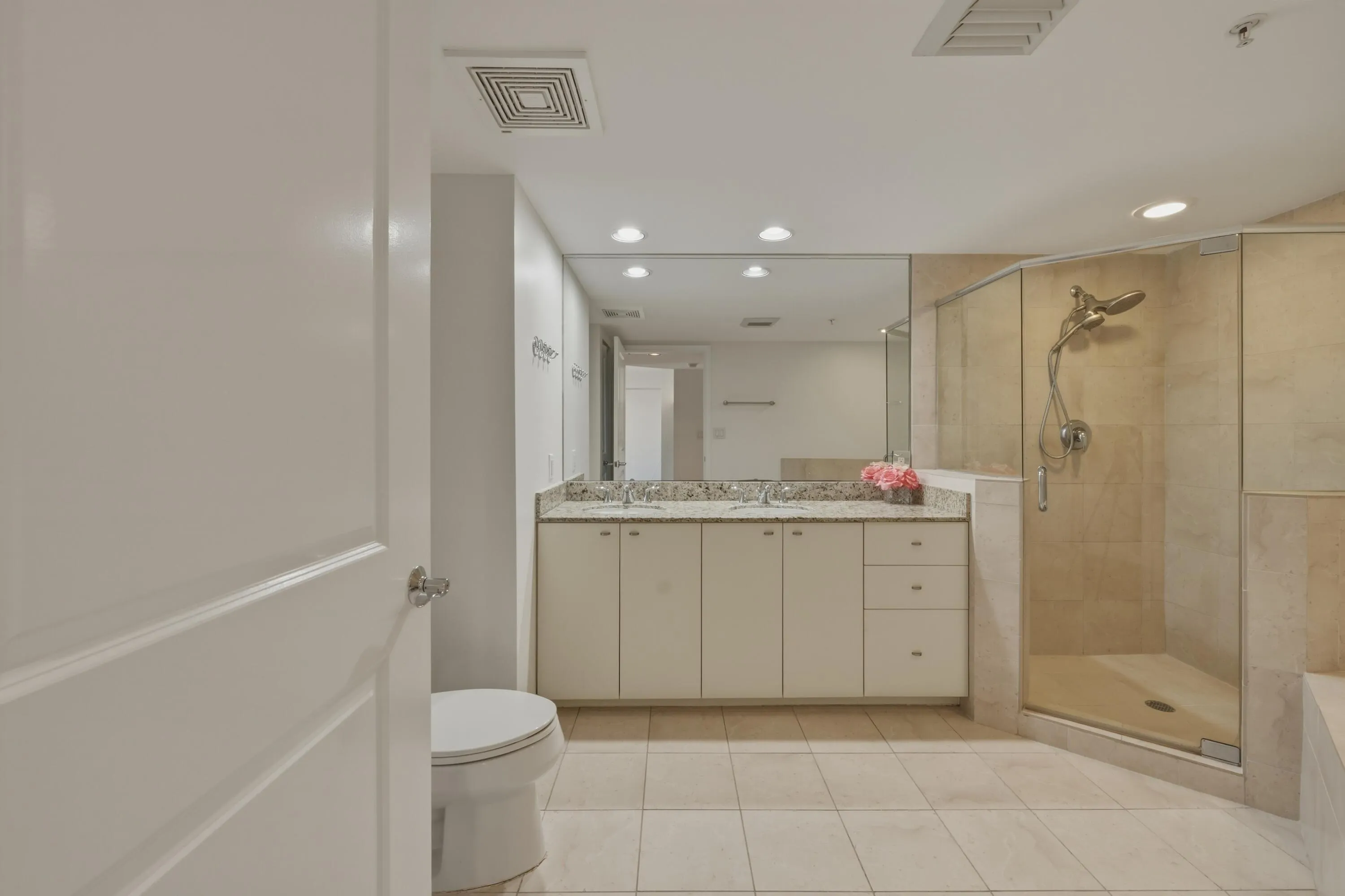 600 W Las Olas Boulevard #806S