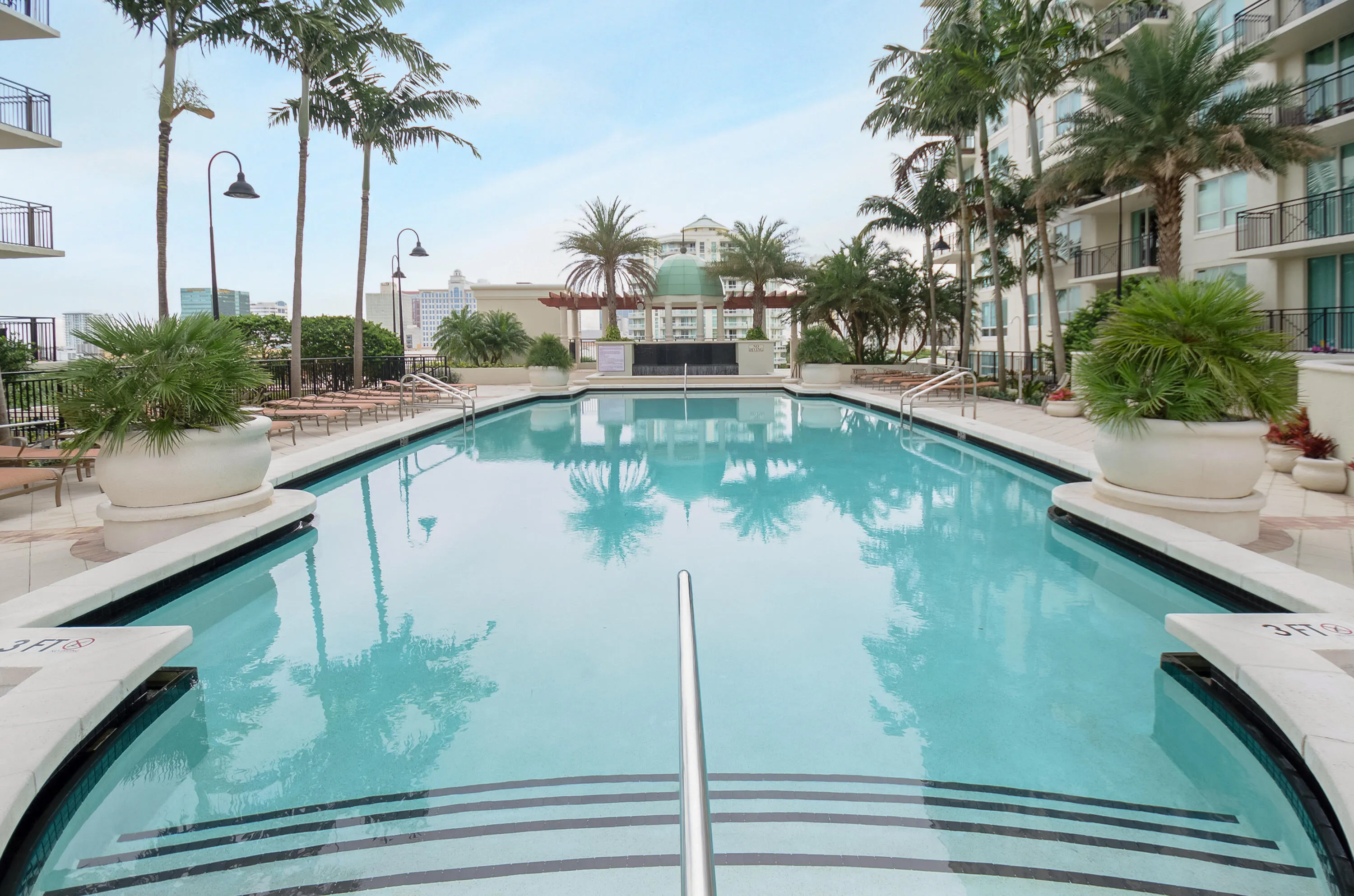 600 W Las Olas Boulevard #806S