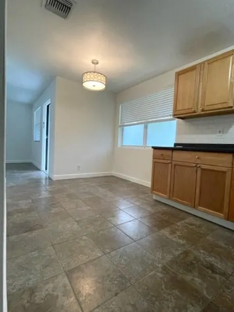 325 NOTTINGHAM Boulevard #1