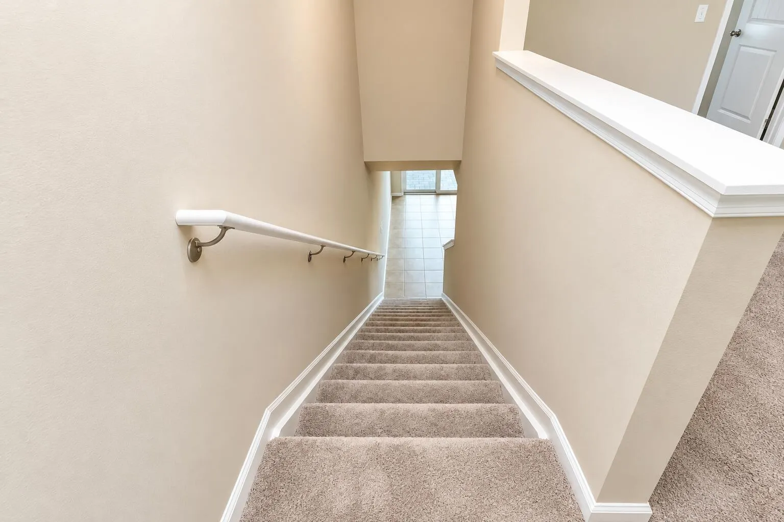 5648 MENTMORE Drive