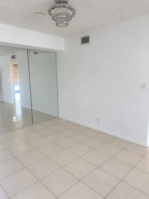 456 N LAUREL Drive #1507