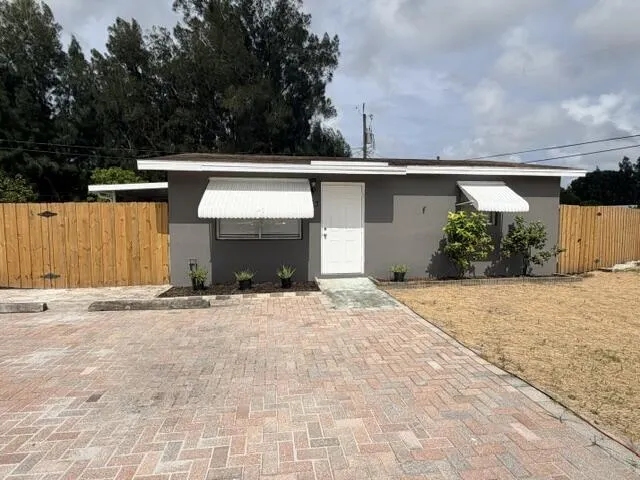 3642 Gulfstream Road #3